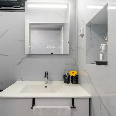 Apartment Casa Do Paulinhos - Vista Panoramica, Natureza, Wi-fi Rapido Estreito Da Calheta