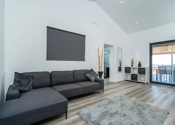 Casa Do Paulinhos - Vista Panoramica, Natureza, Wi-fi Rapido * Estreito Da Calheta