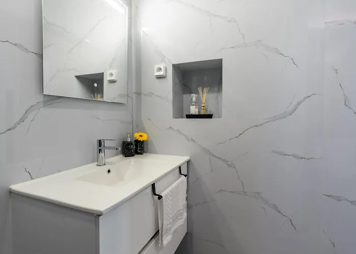 Casa Do Paulinhos - Vista Panorâmica, Natureza, Wi-fi Rápido Appartamento Estreito Da Calheta